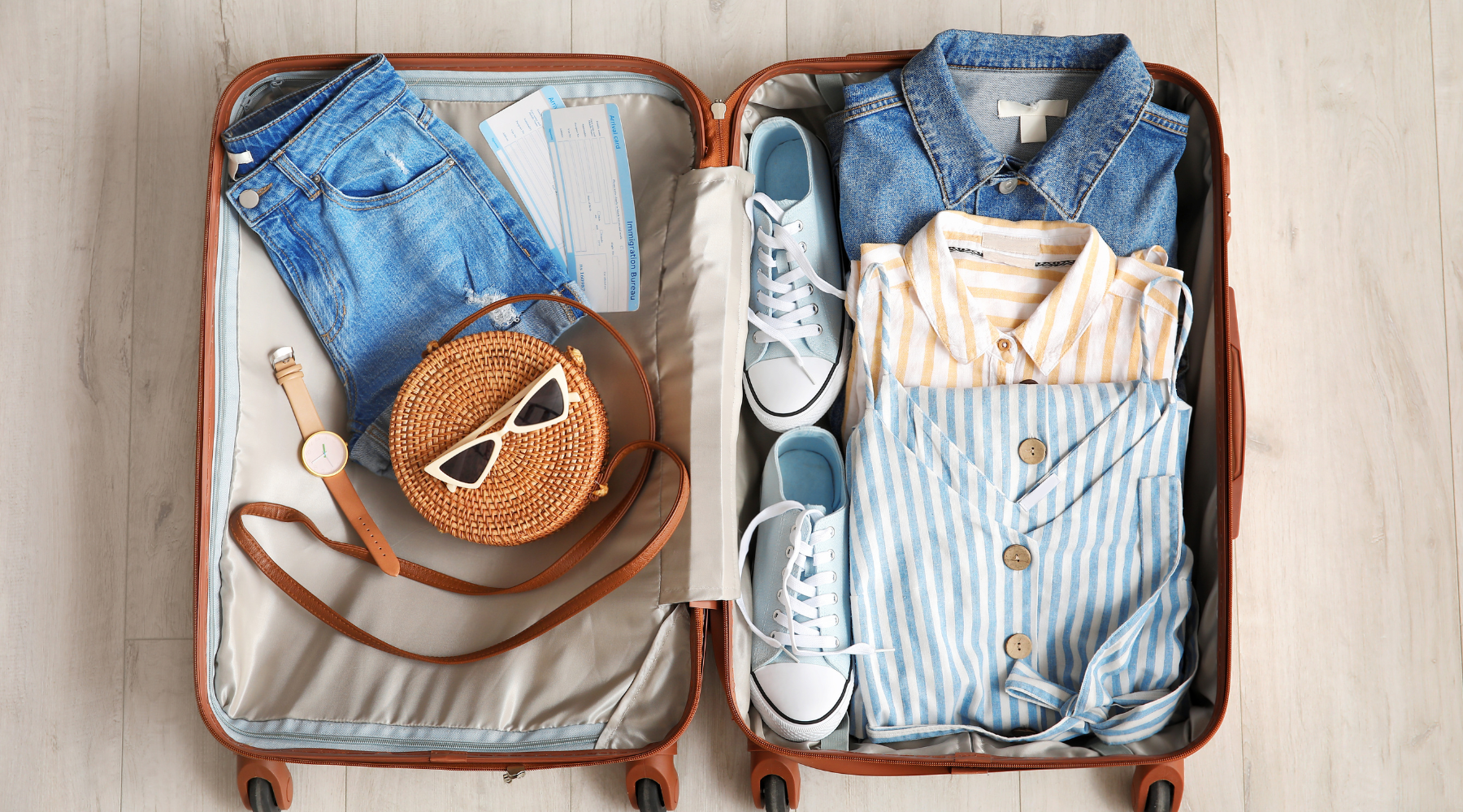 Packing suitcase with best supplements for summer travel